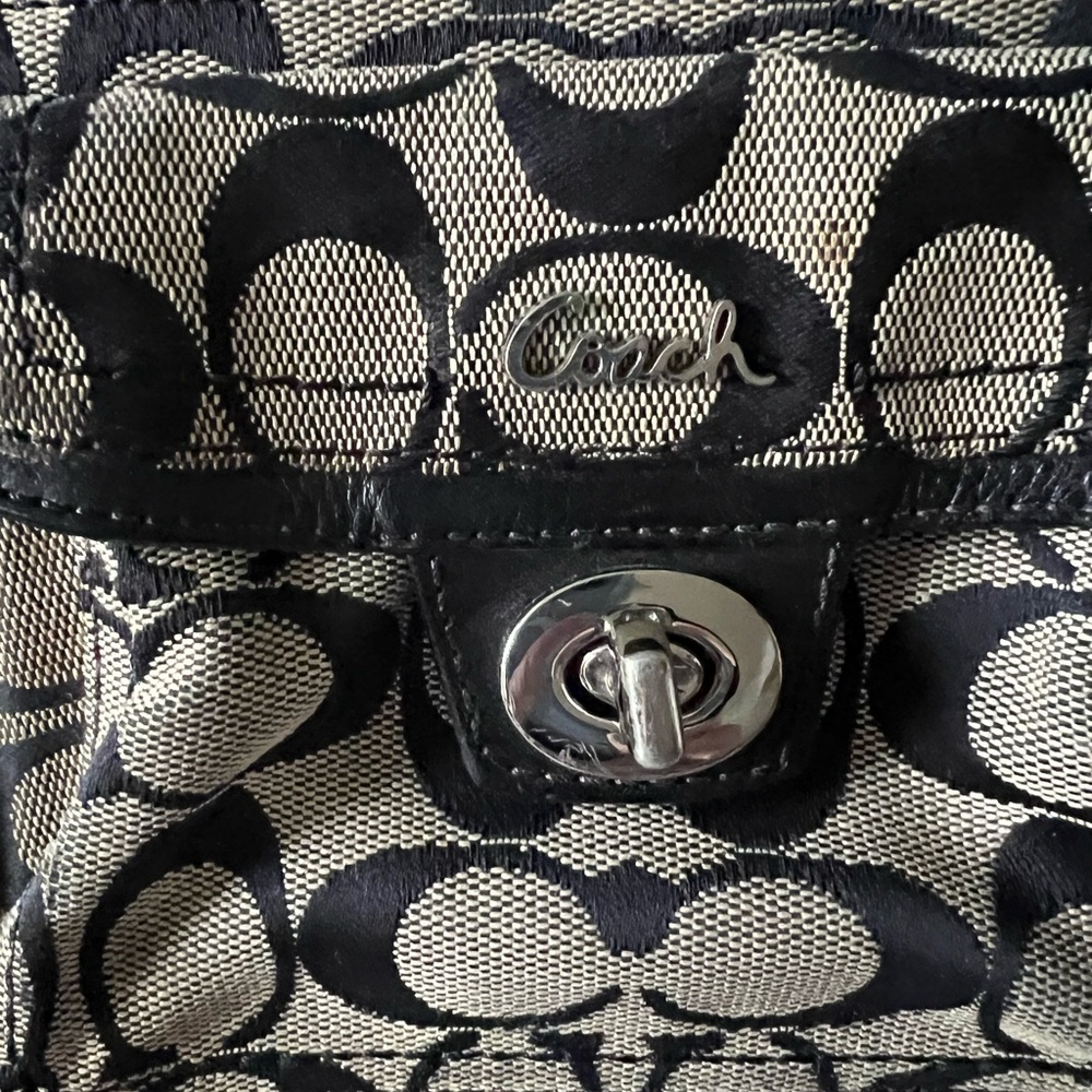 Coach Black and Tan Patterned Crossbody Bag ⭐️PROJECT⭐️ - Picture 5 of 5